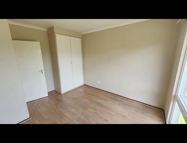 2 BEDROOM TOWNHOUSE FOR SALE IN SOUTH CREST